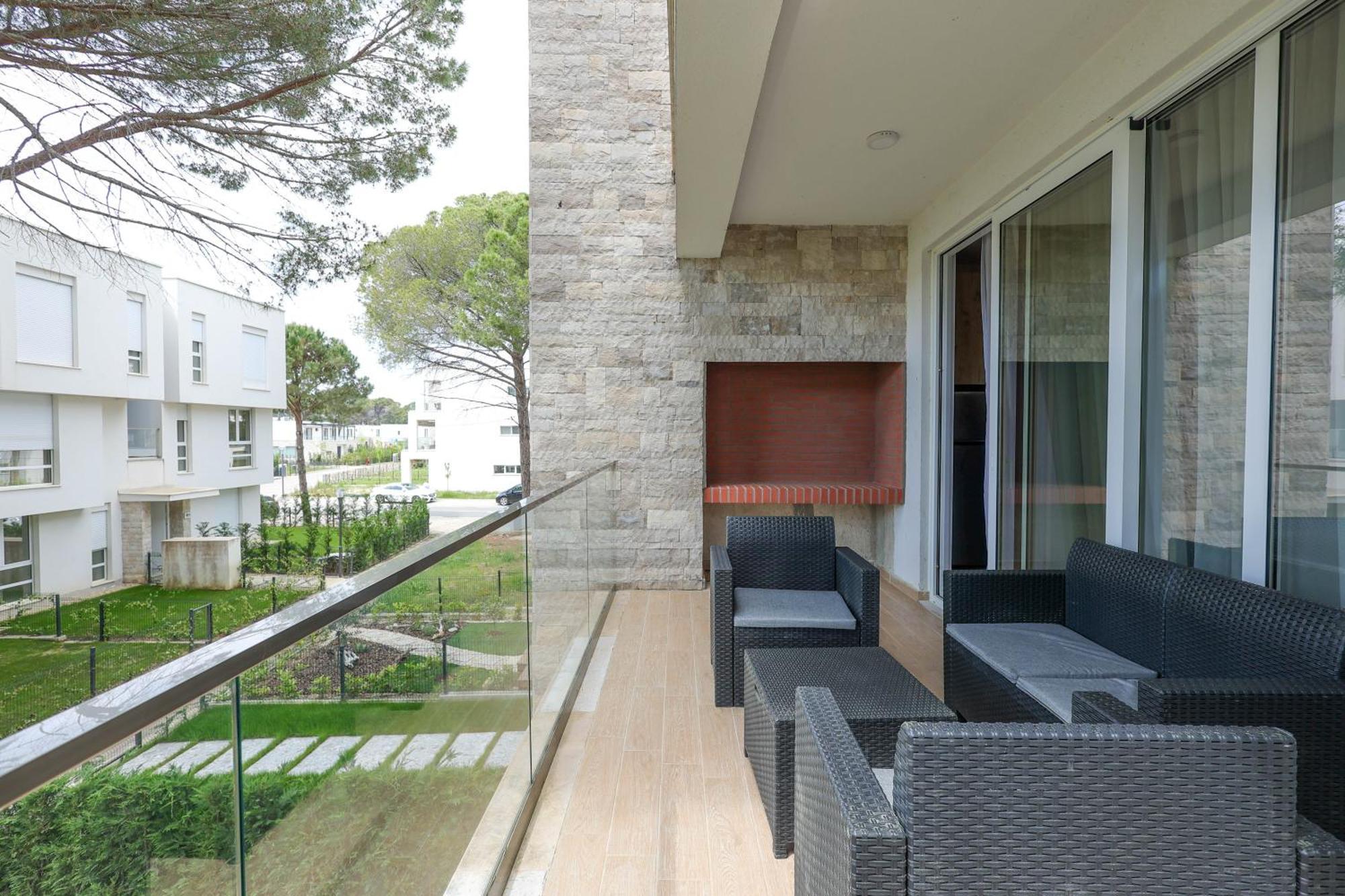 Sanpietro Vacation Apartments ドゥラス エクステリア 写真